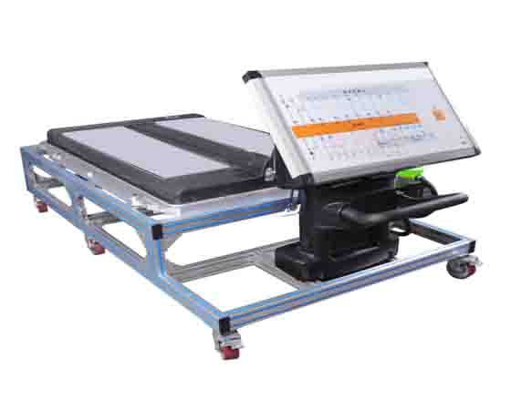 新能源科學與工程創(chuàng)新實踐本科教學汽車實驗平臺